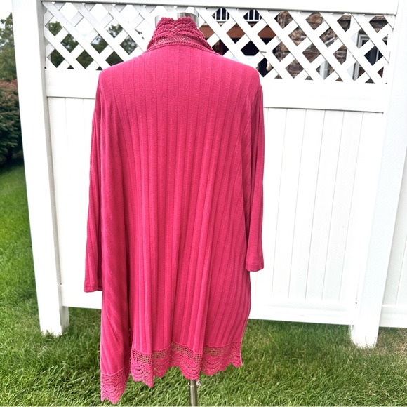 ROAMAN's Plus Size Crochet Trim Cardigan - Picture 10 of 16